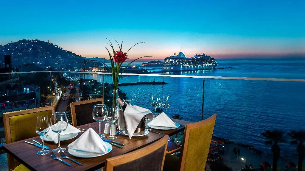 Terrace, Ilayda Avantgarde Hotel, Izmir