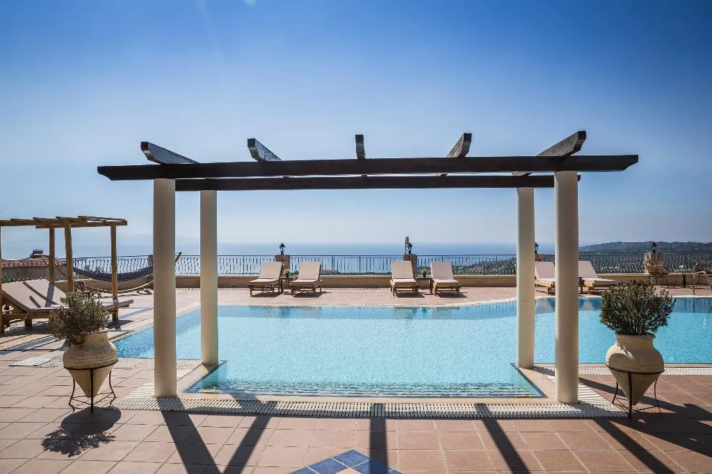 Pool, Diana Studios, Kefallinia