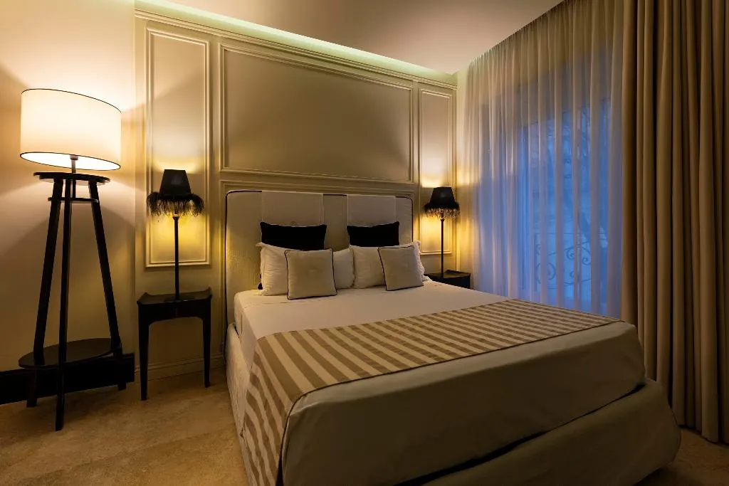 Room, Profumo Maison Colosseo, Rome