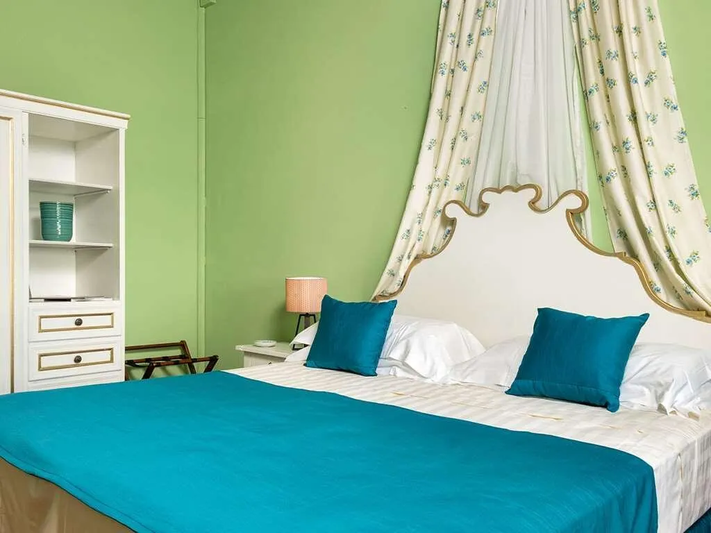 Room, Villa Pitiana, Florence