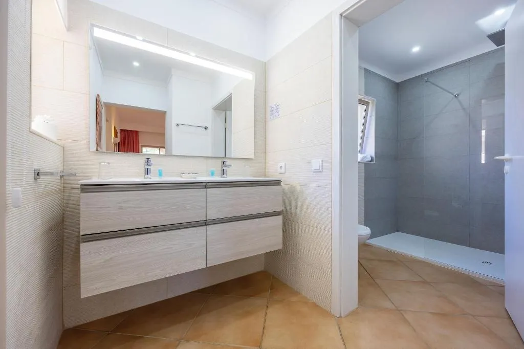 Room, Vila Palmeira, Algarve