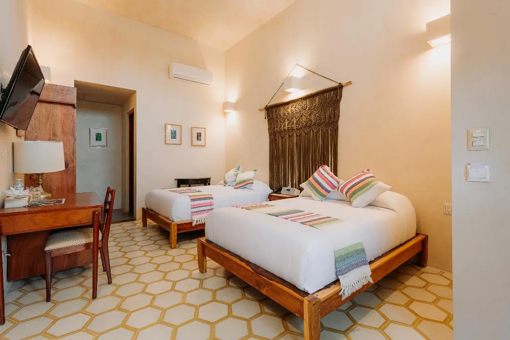 TWIN STANDARD Room, Waye, Cancun Area