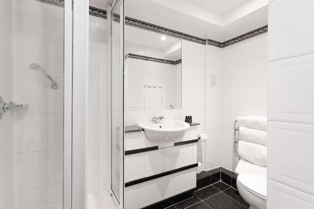 Room, The Fleet Hotel, Dublin