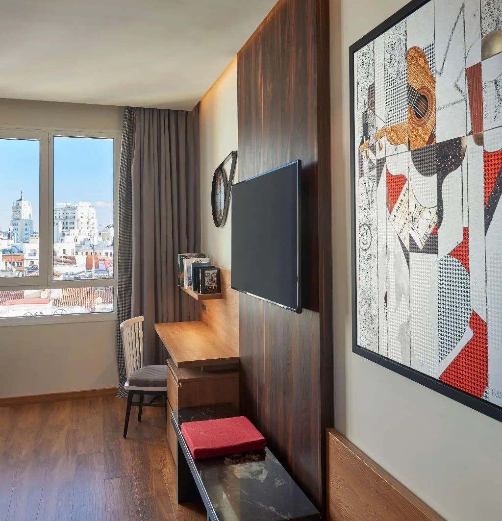 Room, Hyatt Centric Gran Via Madrid, Madrid