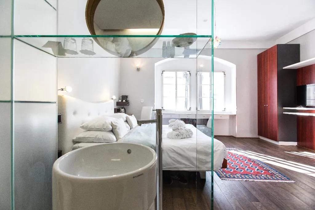 DOUBLE DELUXE Room, Design Hotel Neruda, Prague