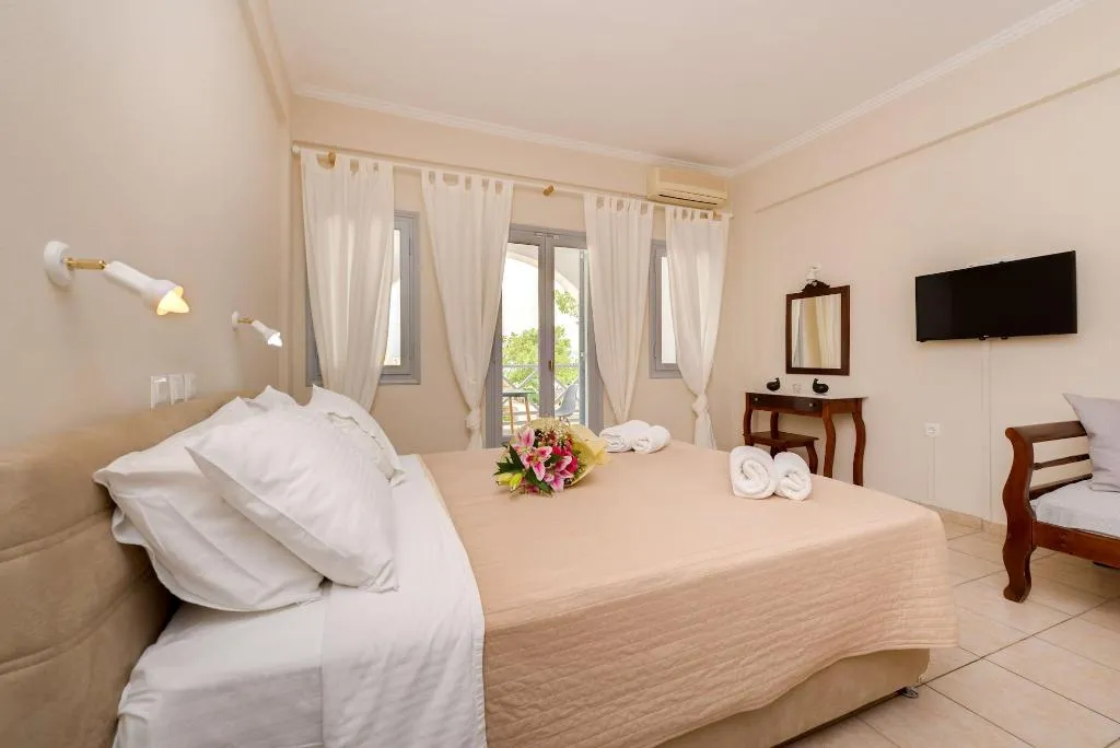 Room, Casa Iphigenia, Santorini
