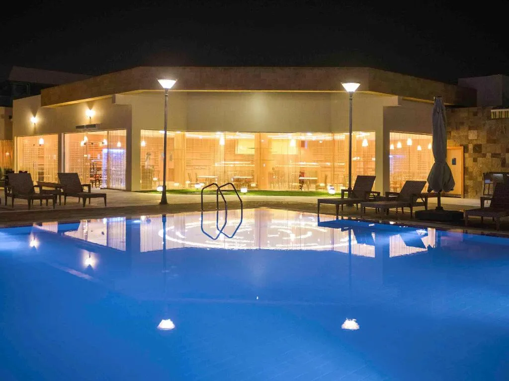 Pool, Novotel Cairo Airport, Cairo