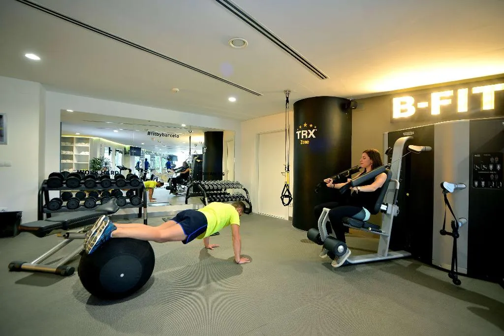 Sports and Entertainment, Barcelo Sevilla Renacimiento, Seville
