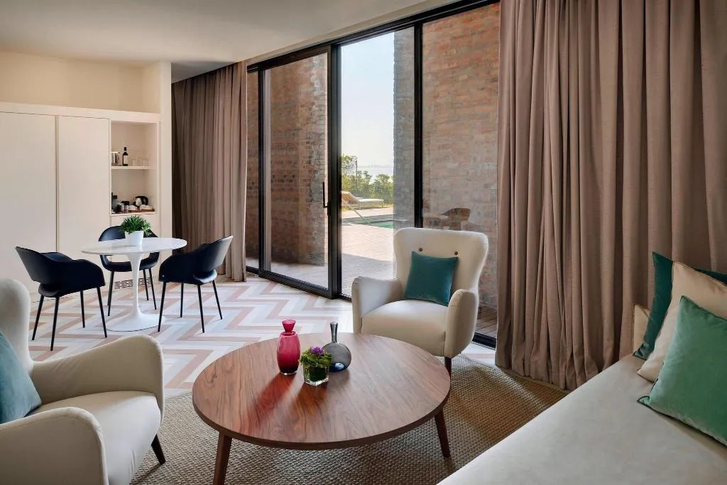 Room, JW Venice, Venice