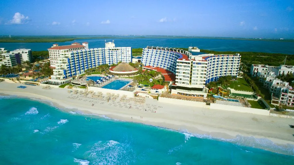 General view, Crown Paradise Club Cancun All Inclusive, Cancun Area