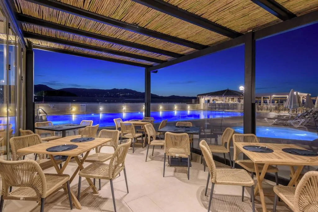 Restaurant, Neptuno Beach Hotel, Crete