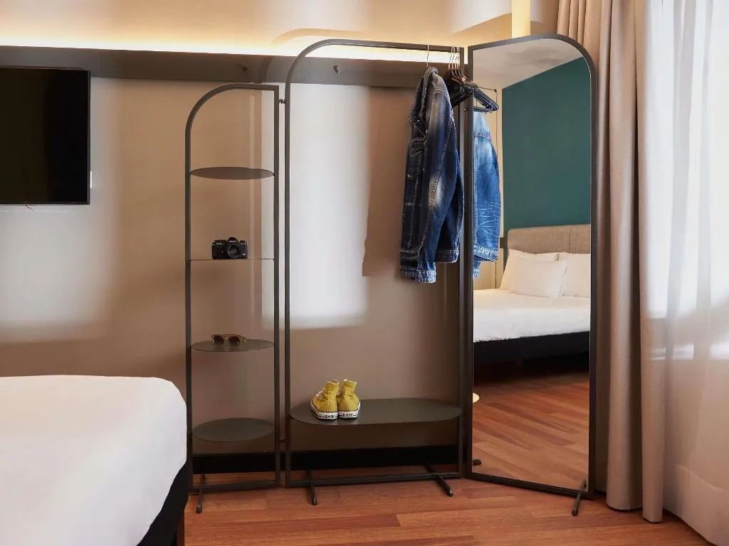 DOUBLE Accessible SUPERIOR Room, Ibis Madrid Aeropuerto Barajas, Madrid