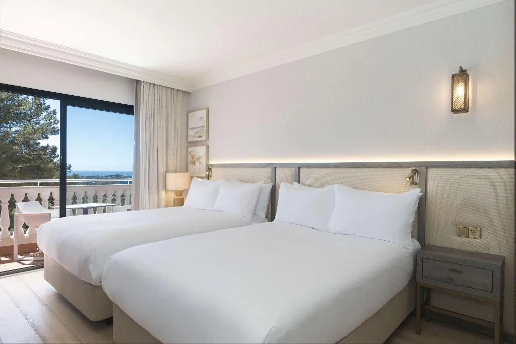 TWIN GUEST ROOM Room, Hilton Mallorca Galatzo, Majorca