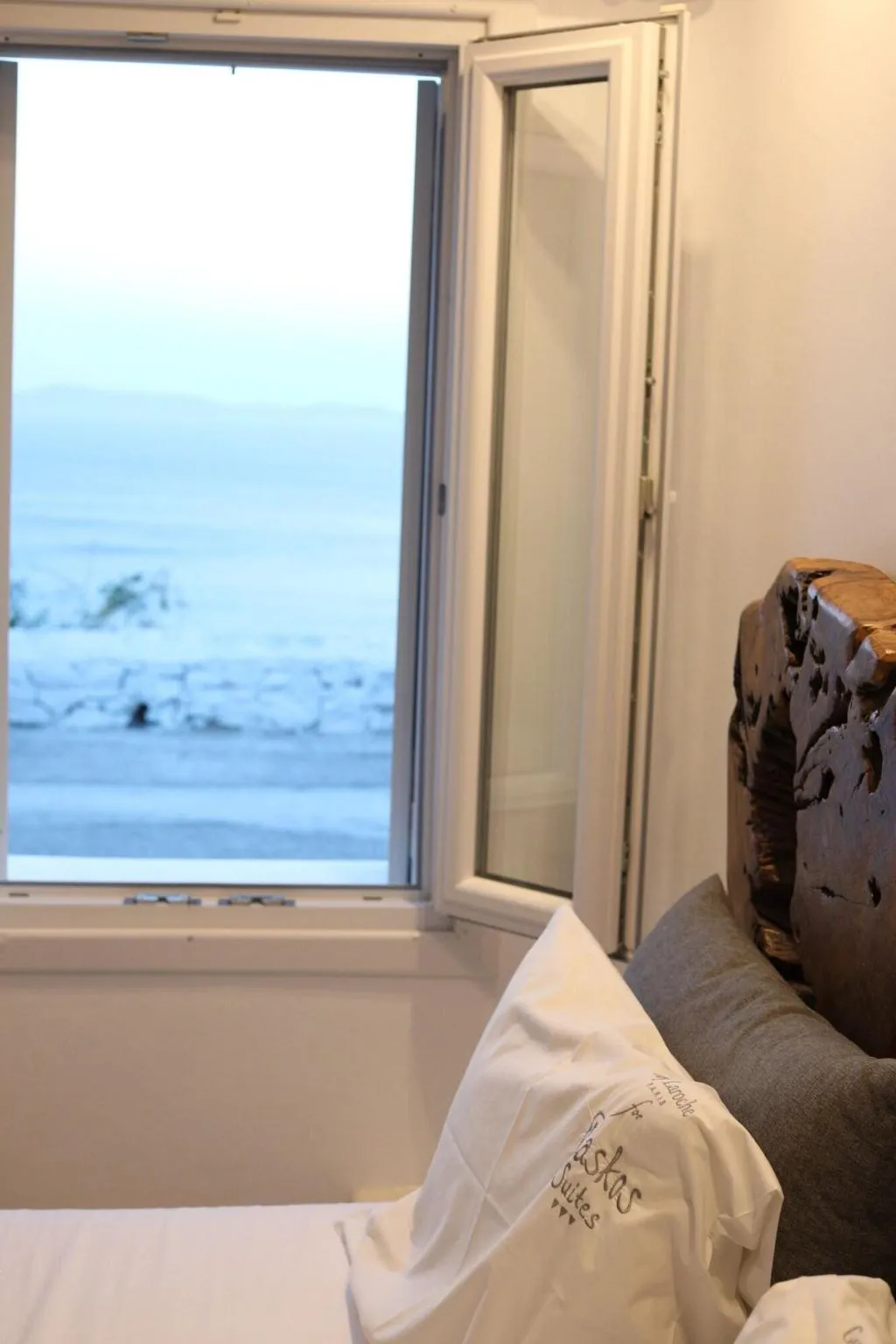 Room, Flaskos Suites, Mykonos