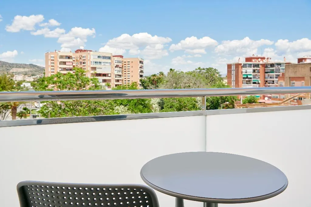 SINGLE STANDARD Room, tent Torremolinos, Costa Del Sol