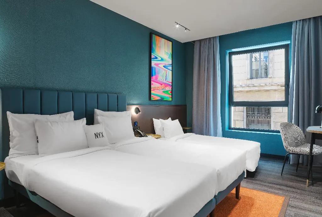 TRIPLE DELUXE Room, NYX Esperia Palace Athens by Leonardo Hotels, Athens