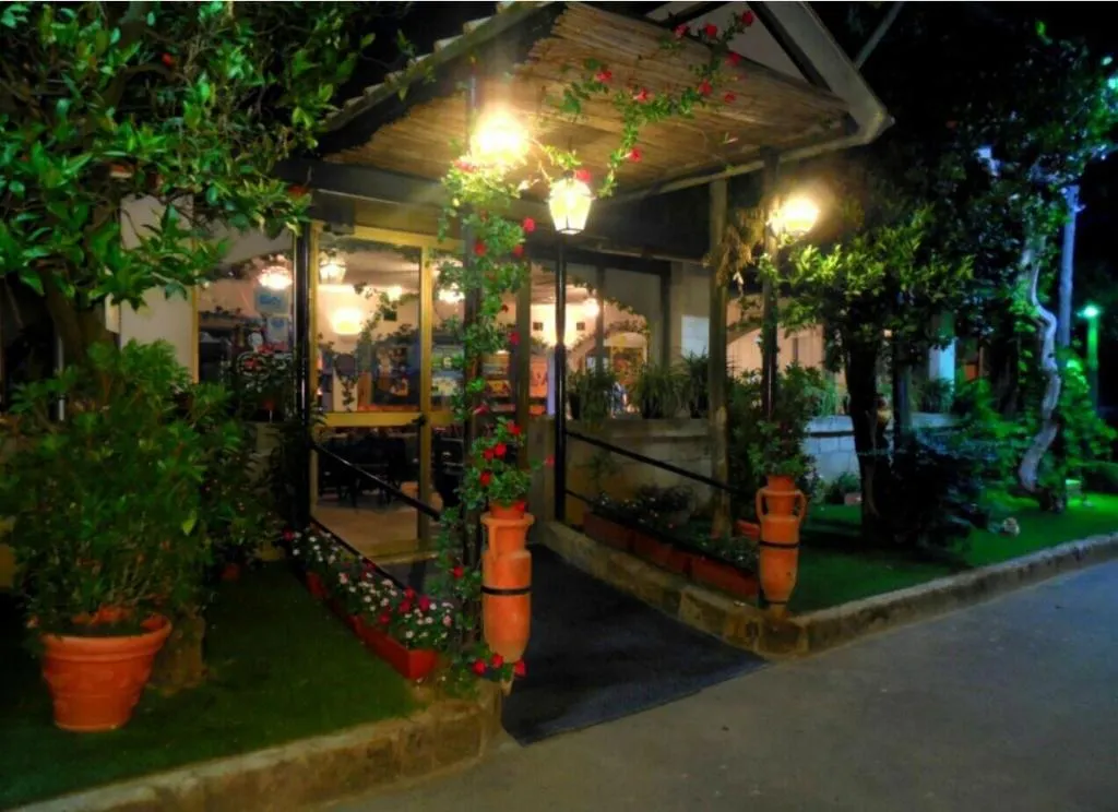 Lobby, Villaggio Turistico Fiori D'Arancio, Naples
