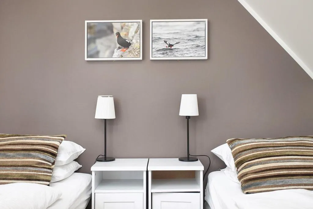 Room, Hilda, Reykjavik