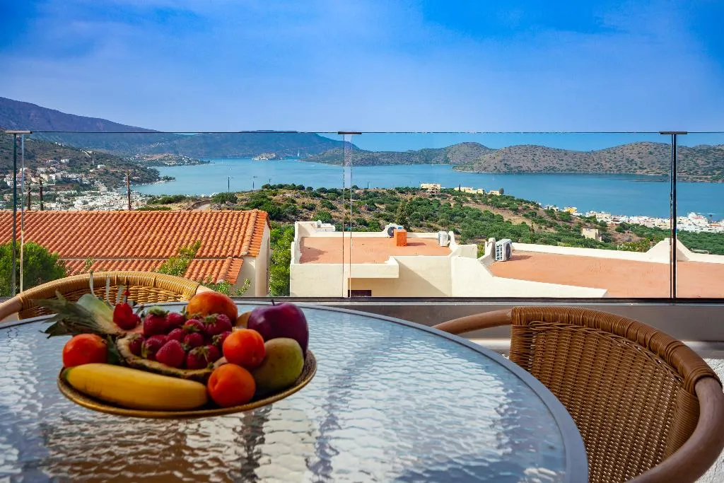 FAMILY ROOM TWO BEDROOMS Room, Elounda Residence Resort & Waterpark, Crete