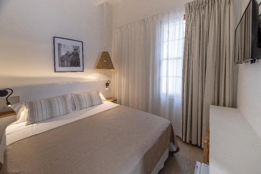 DOUBLE BASIC Room, Hotel Tres Tocs, Menorca