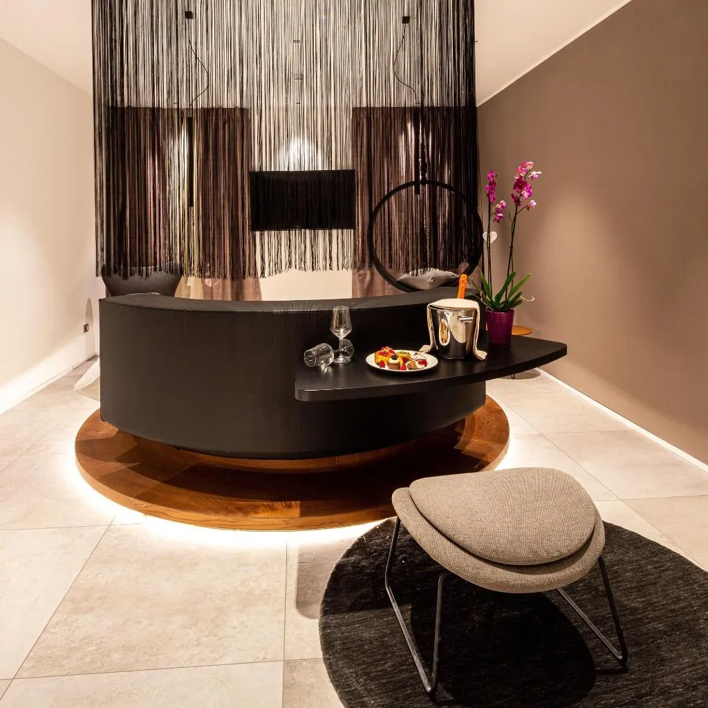 SUITE EXECUTIVE Room, The Corner Duomo Hotel, Naples