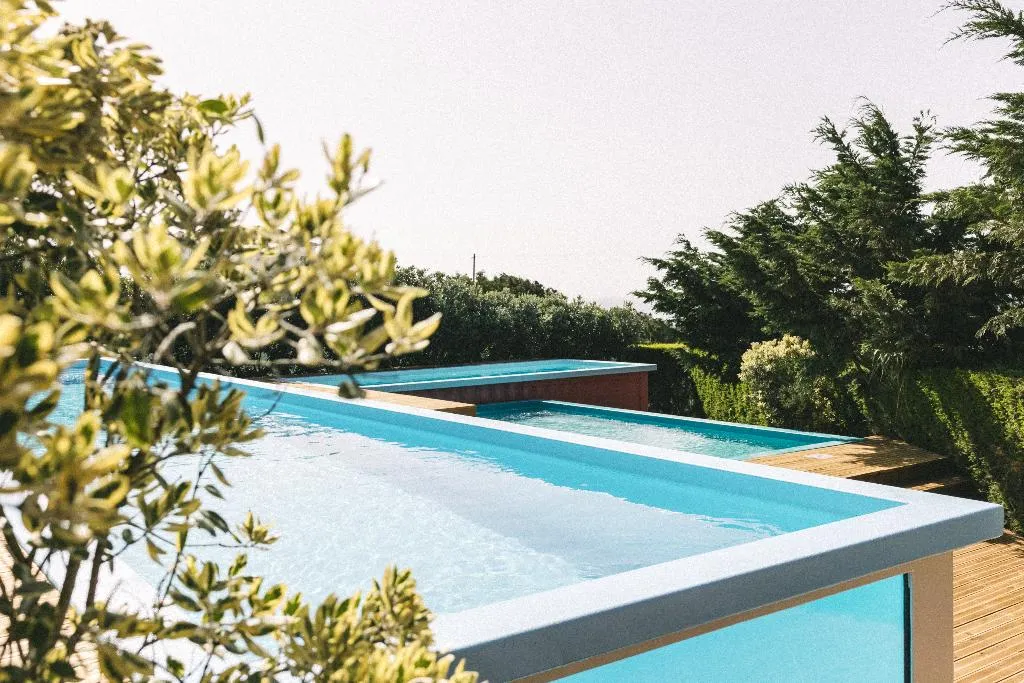 Pool, You and the sea, Lisbon