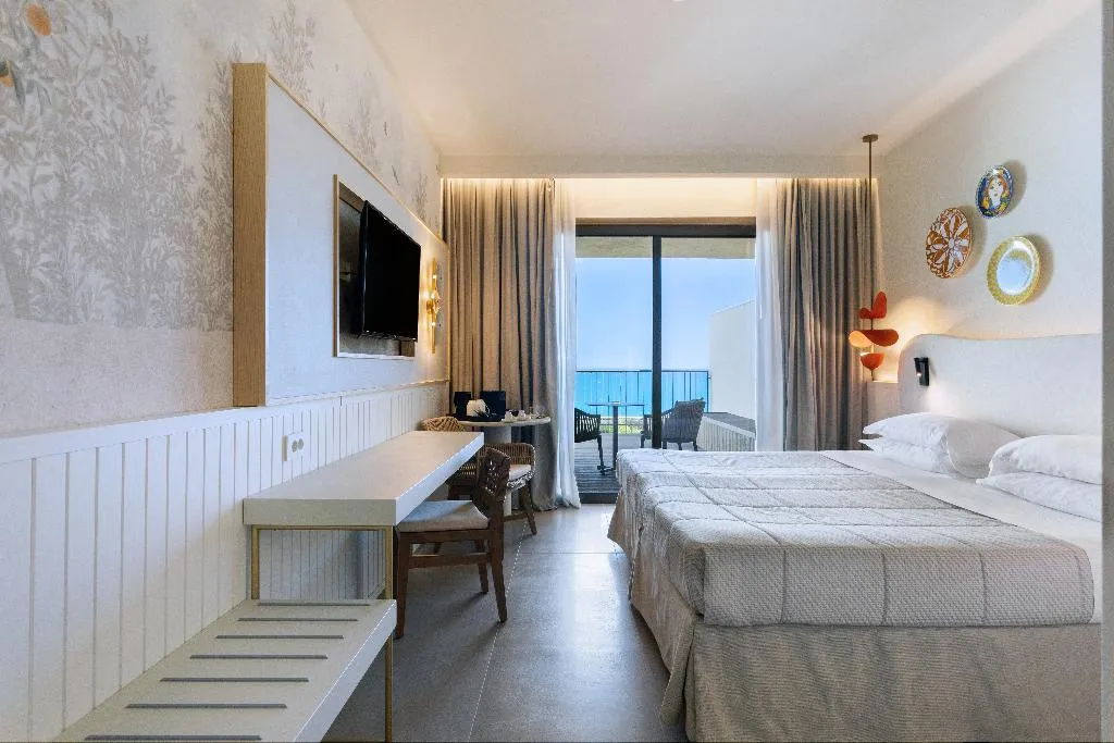 Double or Twin STANDARD Room, Mangia's Torre del Barone Resort, Catania