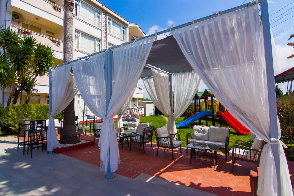 Terrace, New Garden, Antalya