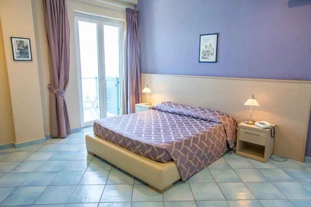 Room, Hotel Tourist, Palermo