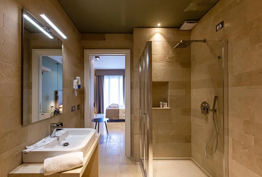 DOUBLE STANDARD Room, Charme Simon Bolivar, Catania