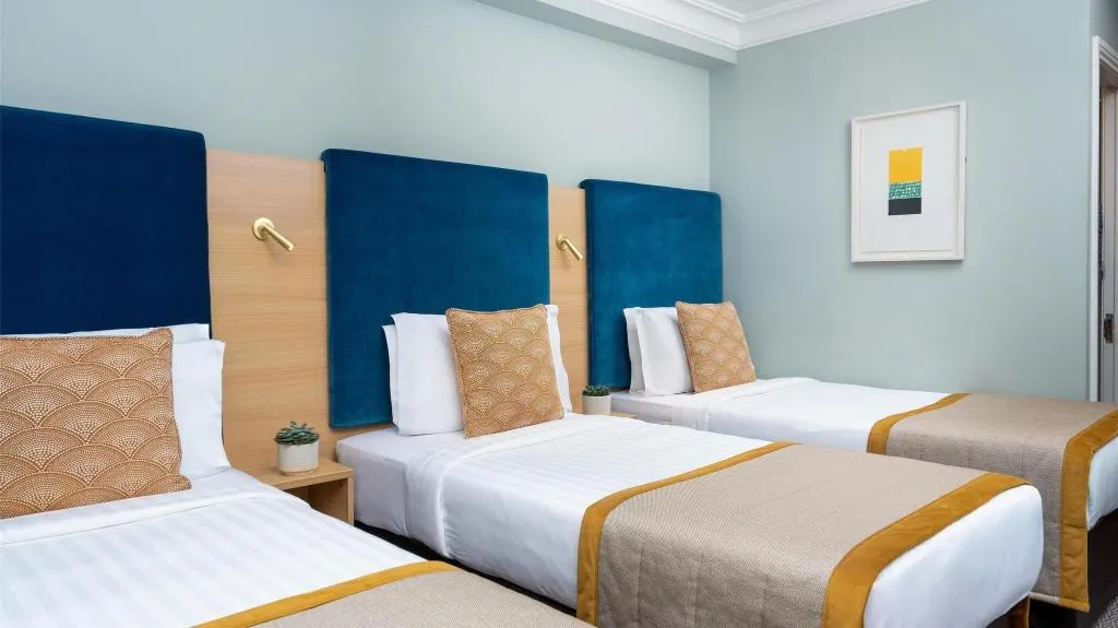 TRIPLE THREE BEDS Room, The Fleet Hotel, Dublin
