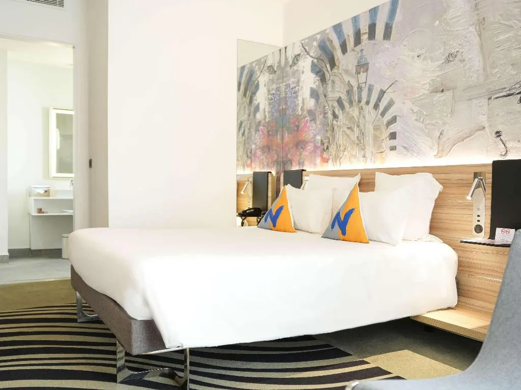 JUNIOR SUITE WITH DOUBLE BED Room, Novotel Tunis Lac, Tunisia