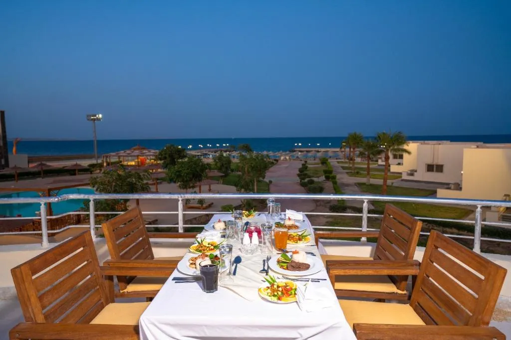 Restaurant, New Eagles Resort & Aqua Park, Red Sea Riviera