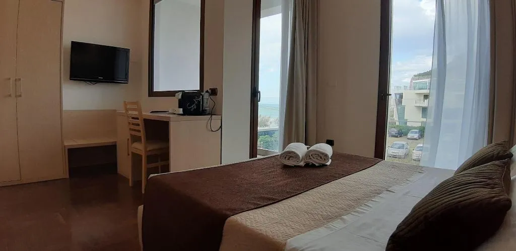Room, Villa Cerniglia, Palermo