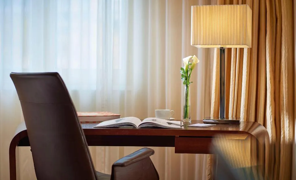 SUITE WITH BALCONY Room, Vignette Collection Bristol Berlin, Berlin