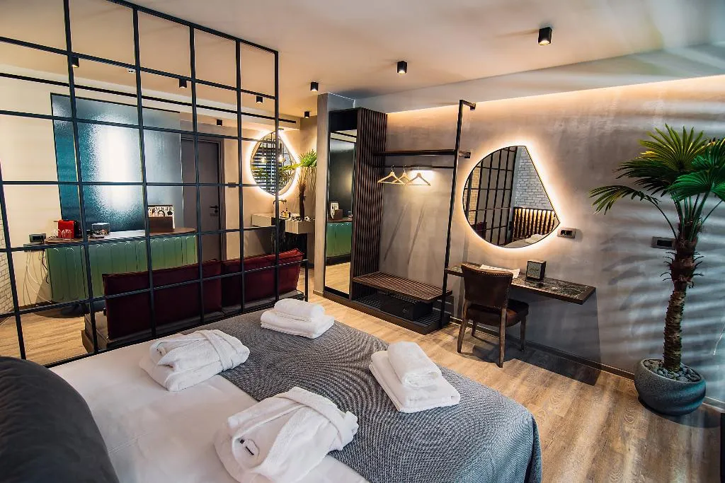 SUITE CAPACITY 2 Room, Project 3 Urban Chic Hotel, Athens