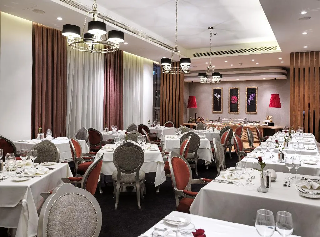 Restaurant, Olympic Lagoon Resort, Cyprus