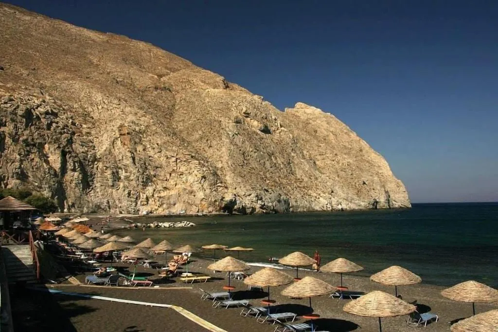 Beach, Pleasure Beachside Studios, Santorini