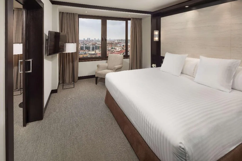 SUITE STANDARD Room, Melia Barcelona Sarria, Barcelona