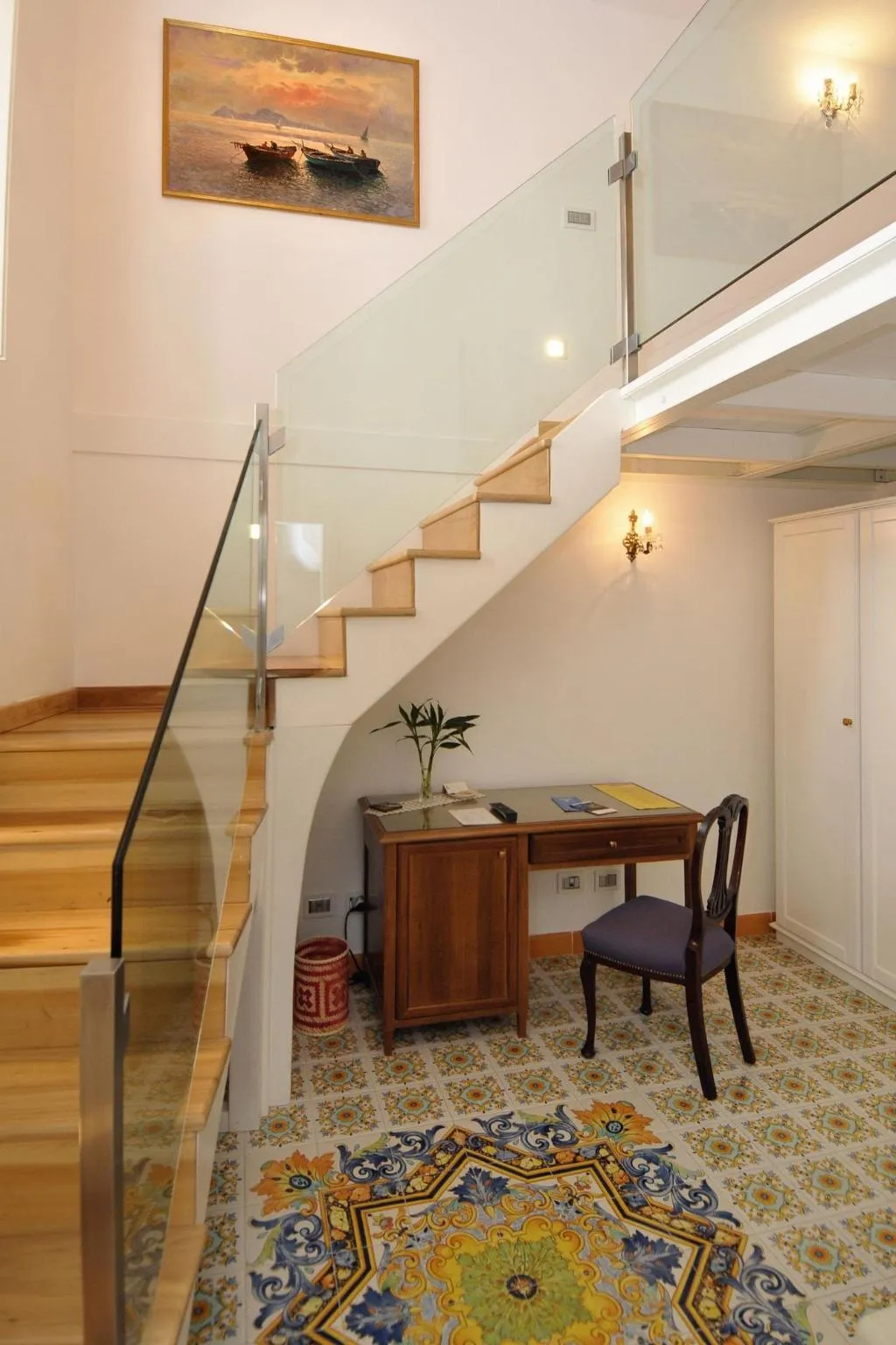 Room, Residenza Luce, Naples