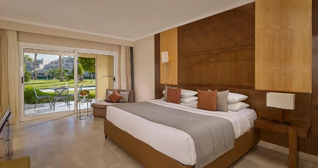 Room, Coral Sea Holiday Resort & Aqua Park, Red Sea Riviera