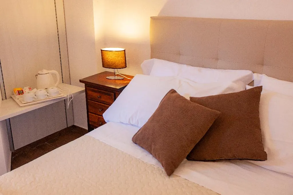 DOUBLE SINGLE USE DELUXE Room, Il Carmine, Palermo