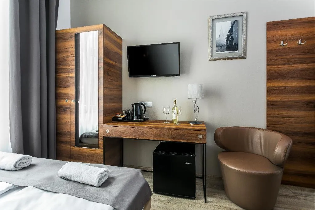 DOUBLE STANDARD Room, G12 Aparthotel, Krakow