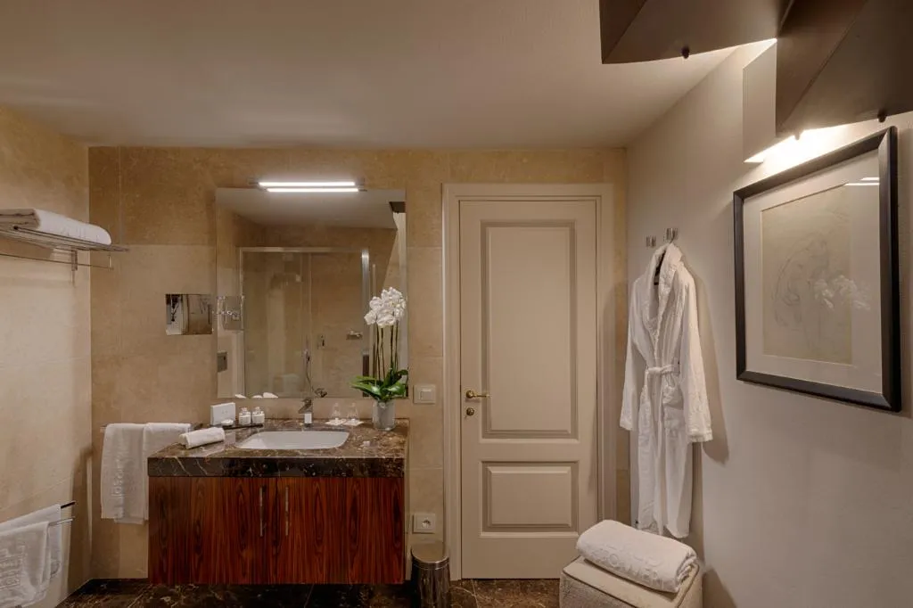 SUITE LUXURY ONE BEDROOM Room, Donati Luxury Tower, Florence