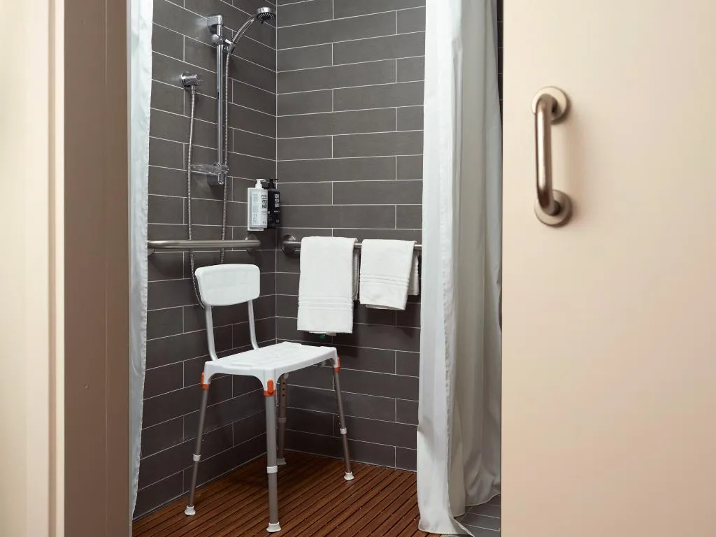 DOUBLE Accessible SUPERIOR Room, Ibis Madrid Aeropuerto Barajas, Madrid