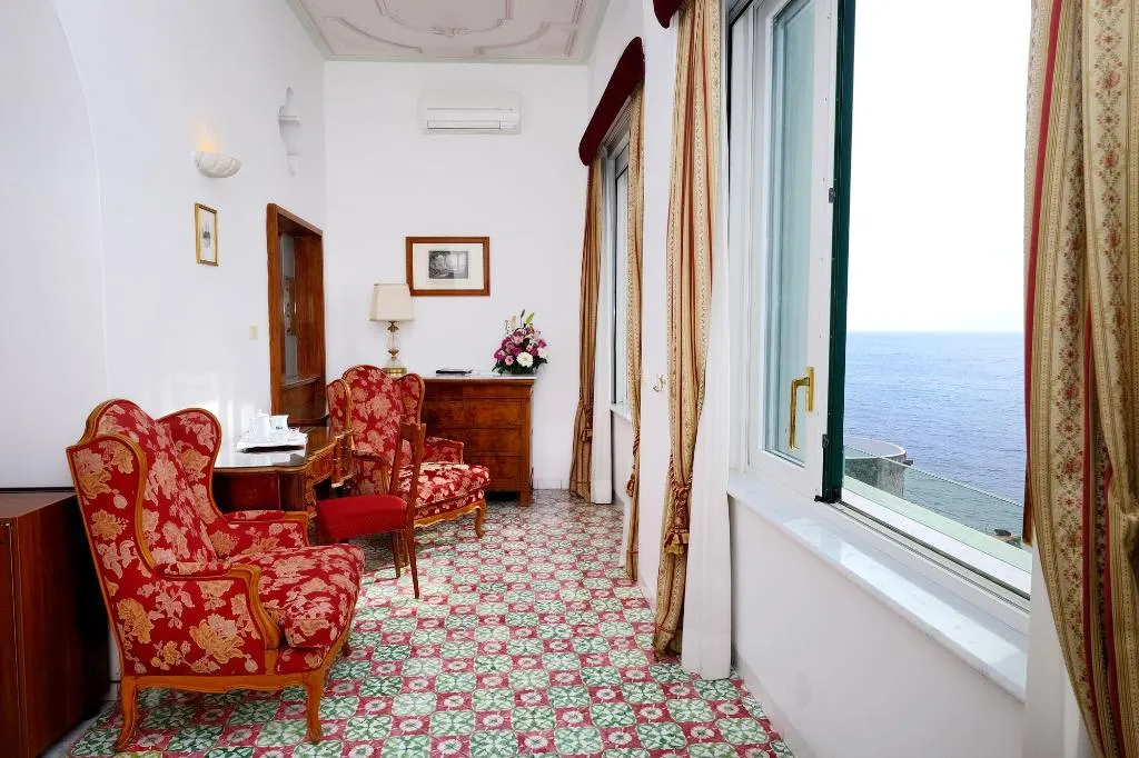 JUNIOR SUITE SEA VIEW Room, Luna Convento, Naples