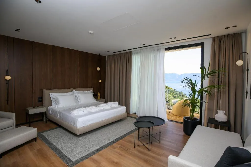 JUNIOR SUITE SEA VIEW Room, Nobus Hotel & Spa, Kavaje