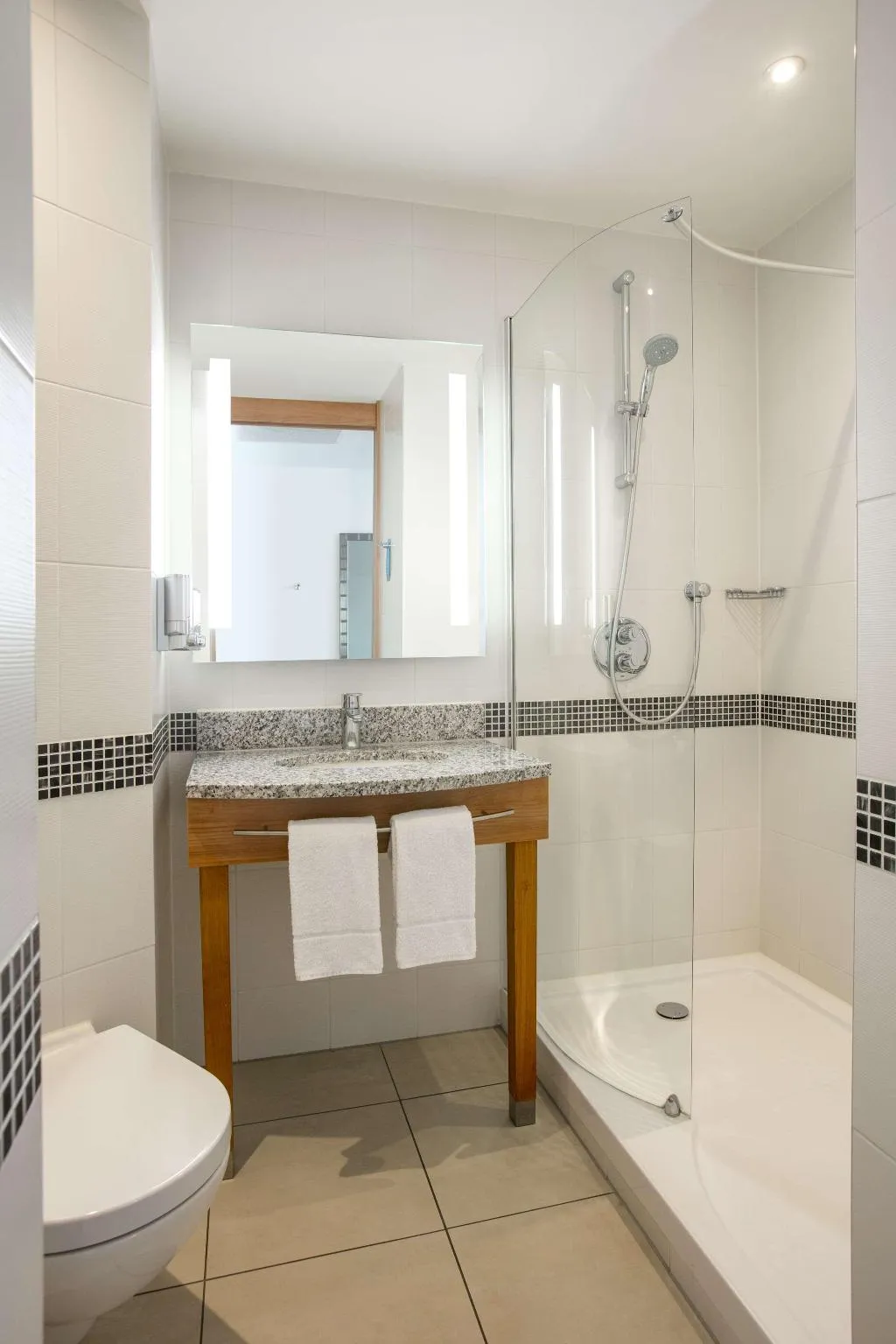 Room, Hampton by Hilton Amsterdam / Arena Boulevard, Amsterdam
