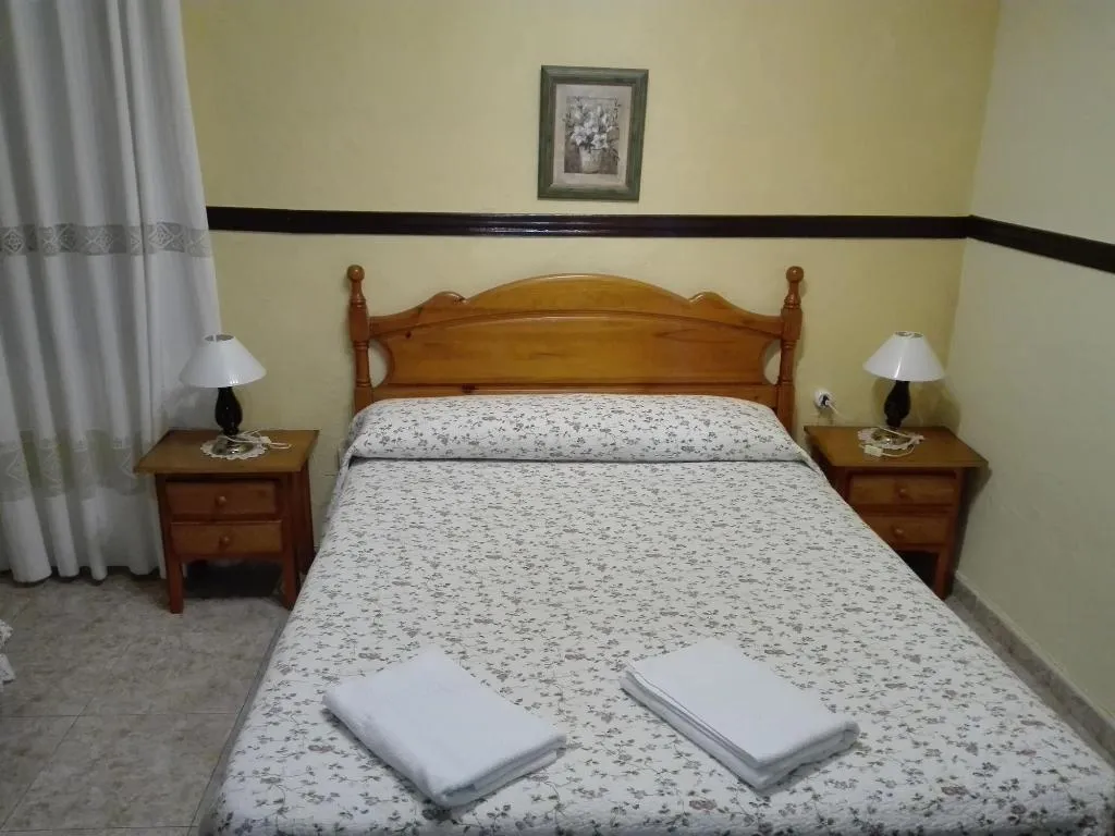 Room, Pensión Javier, Seville