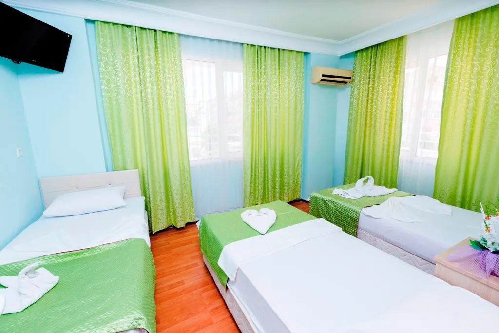 APARTMENT CAPACITY 8 Room, Nehir Apart Otel, Antalya